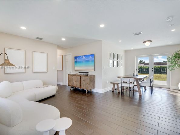 12030 SW 190th Ter, Miami FL 33177