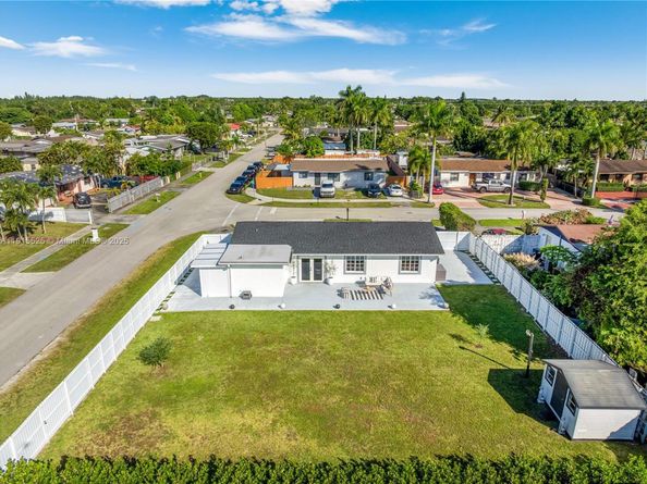 12030 SW 190th Ter, Miami FL 33177