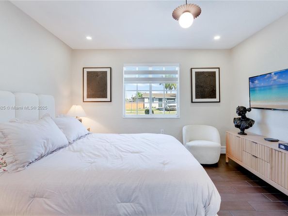 12030 SW 190th Ter, Miami FL 33177