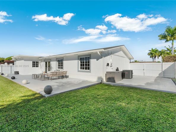 12030 SW 190th Ter, Miami FL 33177