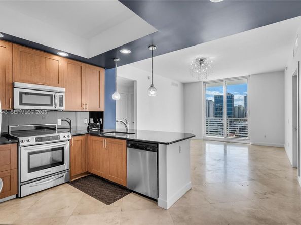 315 NE 3rd Ave 1805, Fort Lauderdale FL 33301