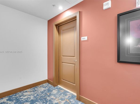 315 NE 3rd Ave 1805, Fort Lauderdale FL 33301