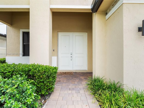 4349 SW 173rd Ave, Miramar FL 33029
