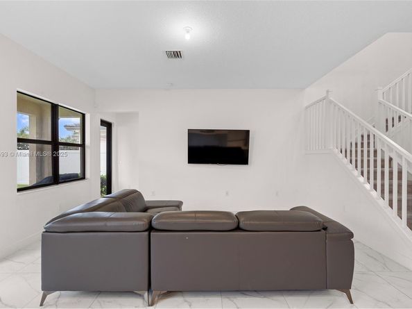 4349 SW 173rd Ave, Miramar FL 33029