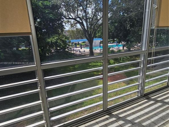 3001 Portofino Isle K2, Coconut Creek FL 33066