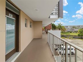 2901 NW 46th Ave 307, Lauderdale Lakes FL 33313