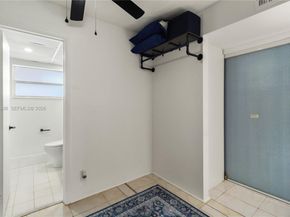 2901 NW 46th Ave 307, Lauderdale Lakes FL 33313