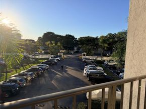 800 Parkview Dr 303, Hallandale Beach FL 33009