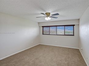13700 SW 14th St 410D, Pembroke Pines FL 33027