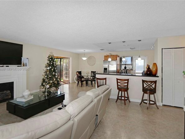 3825 SW 125th Ave, Miami FL 33175