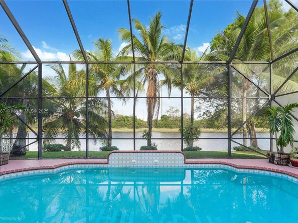 3181 SW 173rd Ter, Miramar FL 33029