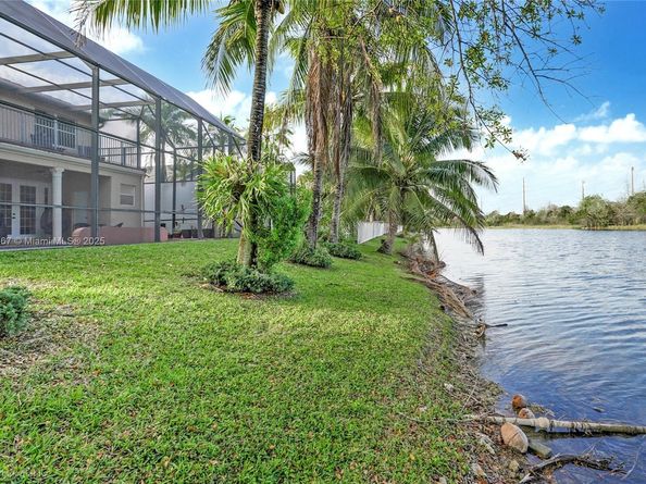 3181 SW 173rd Ter, Miramar FL 33029