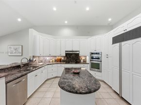 158 Dockside Cir, Weston FL 33327