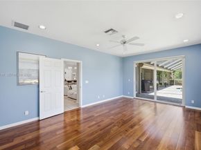 158 Dockside Cir, Weston FL 33327