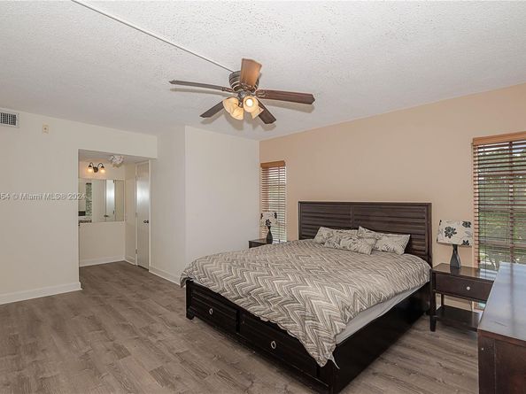 3200 N Palm Aire Dr 501, Pompano Beach FL 33069