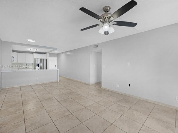 1750 W 46th St 544, Hialeah FL 33012