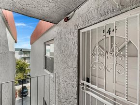 1750 W 46th St 544, Hialeah FL 33012