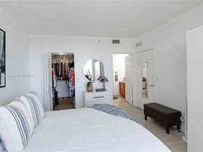 215 SW 42nd Ave PH08, Miami FL 33134