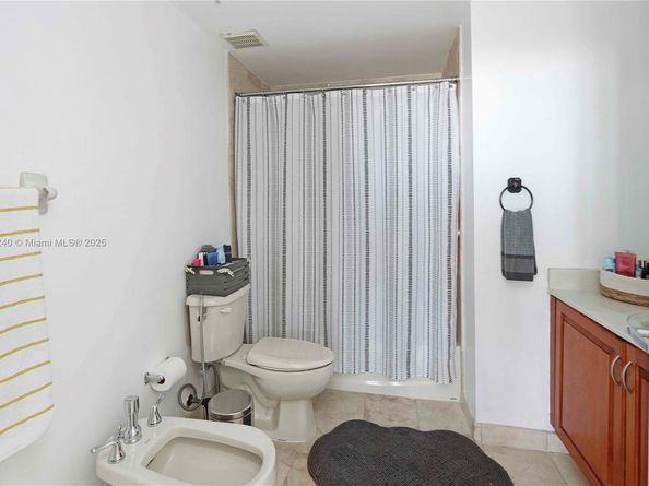 215 SW 42nd Ave PH08, Miami FL 33134