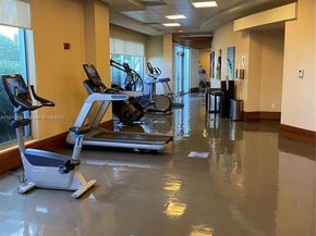 1050 Brickell Ave 1904, Miami FL 33131