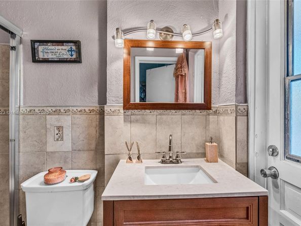 1480 SW 5th Ave, Deerfield Beach FL 33441