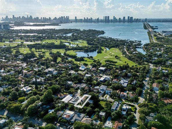 3153 Royal Palm Ave, Miami Beach FL 33140