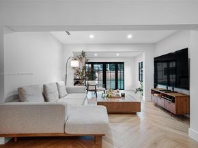 3153 Royal Palm Ave, Miami Beach FL 33140