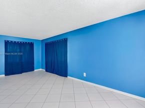 1005 SW 18th St, Boynton Beach FL 33426