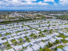 1005 SW 18th St, Boynton Beach FL 33426