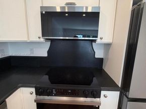 2900 NE 30th St F2, Fort Lauderdale FL 33306