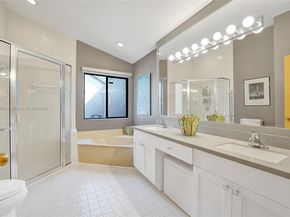 11590 SW 9th Ct, Pembroke Pines FL 33025