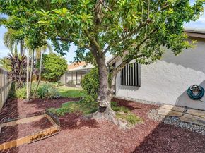 11590 SW 9th Ct, Pembroke Pines FL 33025