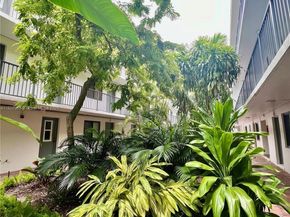 3240 Mary St S207, Miami FL 33133
