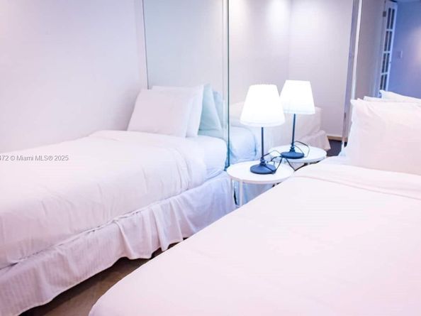 1717 N Bayshore Dr B4141, Miami FL 33132