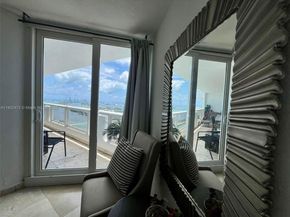 1717 N Bayshore Dr B4141, Miami FL 33132