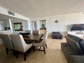 1717 N Bayshore Dr B4141, Miami FL 33132