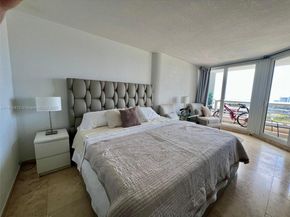 1717 N Bayshore Dr B4141, Miami FL 33132