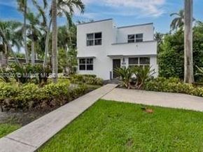 1255 Jackson St, Hollywood FL 33019