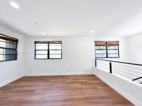 1255 Jackson St, Hollywood FL 33019