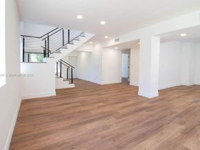 1255 Jackson St, Hollywood FL 33019