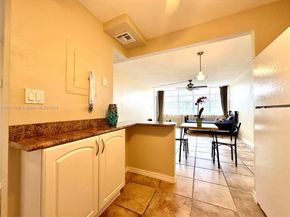 2771 Taft St 302, Hollywood FL 33020