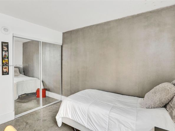 1035 West Ave 301, Miami Beach FL 33139