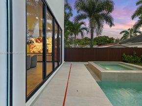 1132 SE 6th Ter, Fort Lauderdale FL 33316