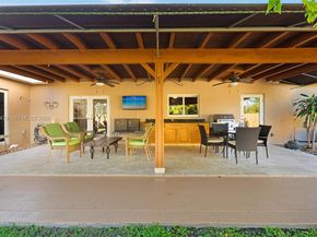 9461 SW 31st Ter, Miami FL 33165