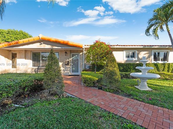 9461 SW 31st Ter, Miami FL 33165