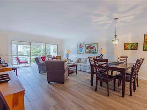 2751 N Palm Aire Dr 310, Pompano Beach FL 33069