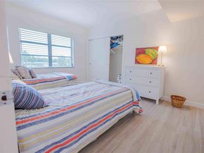 2751 N Palm Aire Dr 310, Pompano Beach FL 33069