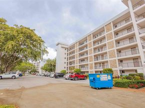 2751 N Palm Aire Dr 310, Pompano Beach FL 33069