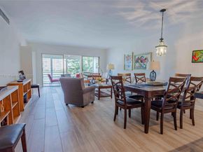 2751 N Palm Aire Dr 310, Pompano Beach FL 33069