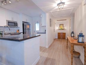 2751 N Palm Aire Dr 310, Pompano Beach FL 33069